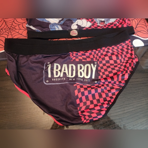 Tom and Jerry sports bra and underwear NWOT - Picture 4 of 7